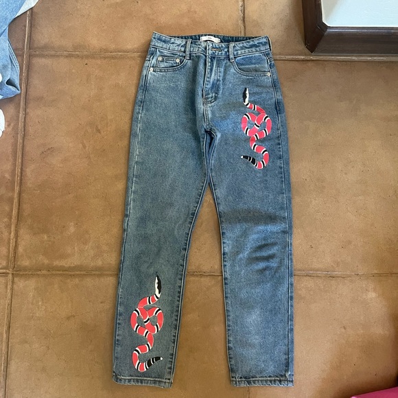 ADIKA SNAKEY MOM JEANS GREAT CONDITION - Picture 2 of 3